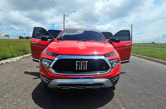 FIAT TORO 2.0 16V TURBO DIESEL VOLCANO 4WD AT9